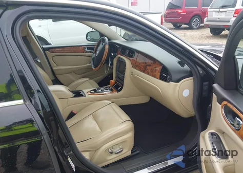 2008 Jaguar Xj Xj8 L из США, поврежденный, VIN SAJWA79B98SH19448